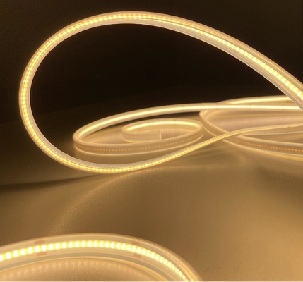 Van de siliciumuitdrijving IP65 de Waterdichte Flexibele Lichte 8mm Breedte van de MAÏSKOLFstrook