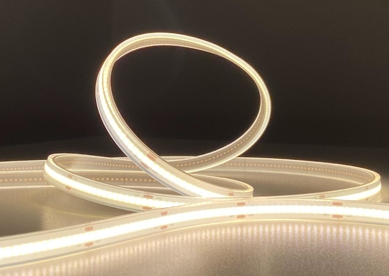 24V Flexibele LEIDENE van de silicium Stevige Uitdrijving MAÏSKOLFstrook 62.5mm Ip68-Strooklicht